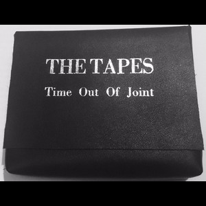 Cover THE TAPES